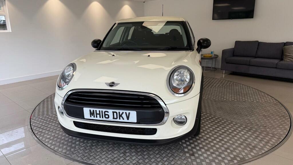 Mini Hatch 1.2 One Euro 6 Ss White #4