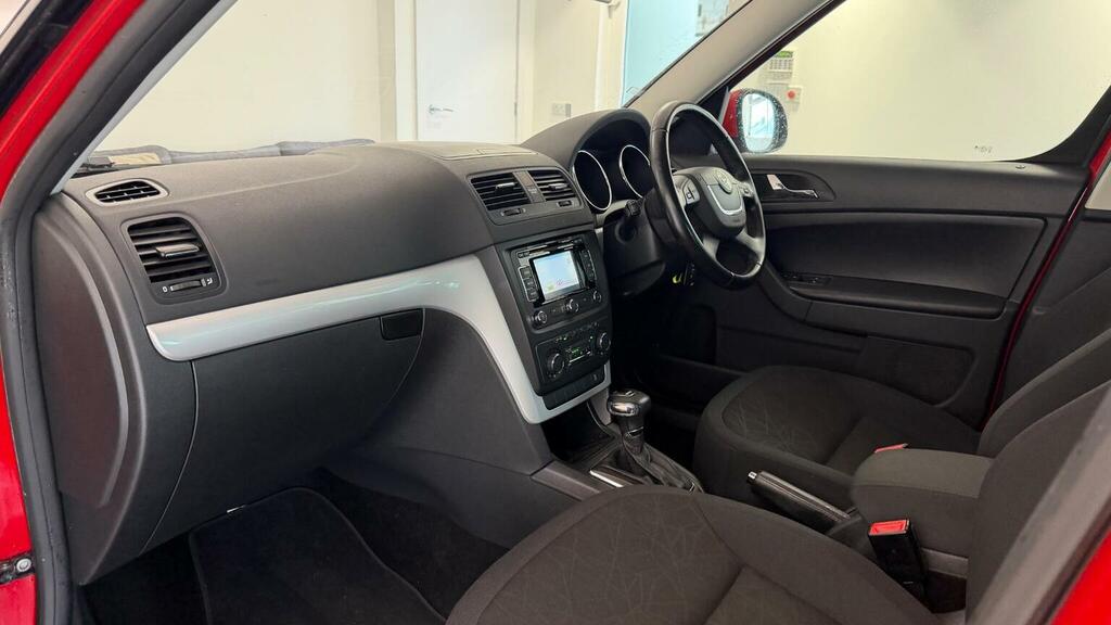 Skoda Yeti 1.2 Se Plus White #29
