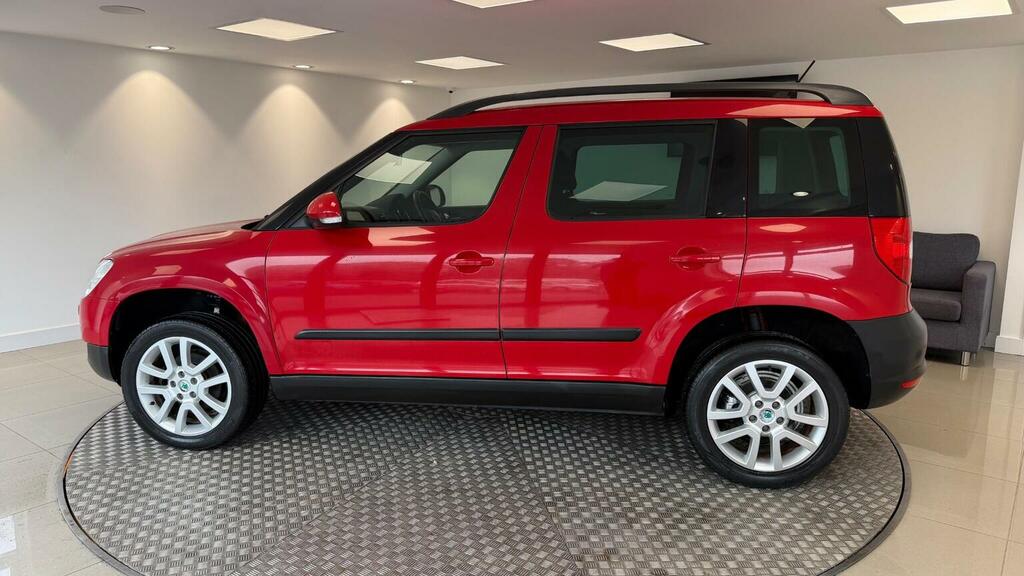 Skoda Yeti 1.2 Tsi Se Plus Dsg Euro 5 Red #5