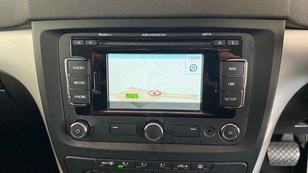 Skoda Yeti 1.2 Se Plus White #93