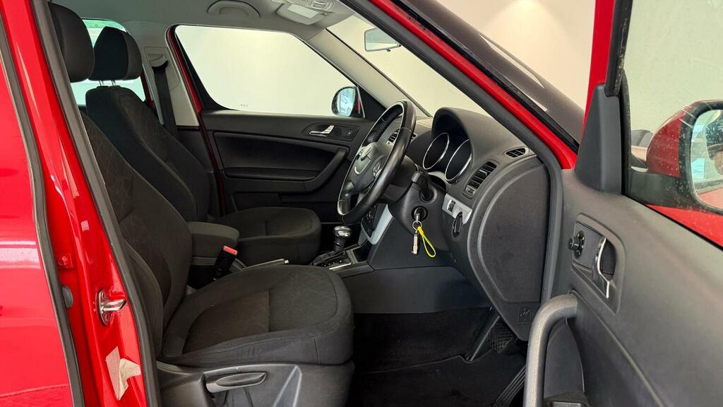Skoda Yeti 1.2 Se Plus White #77