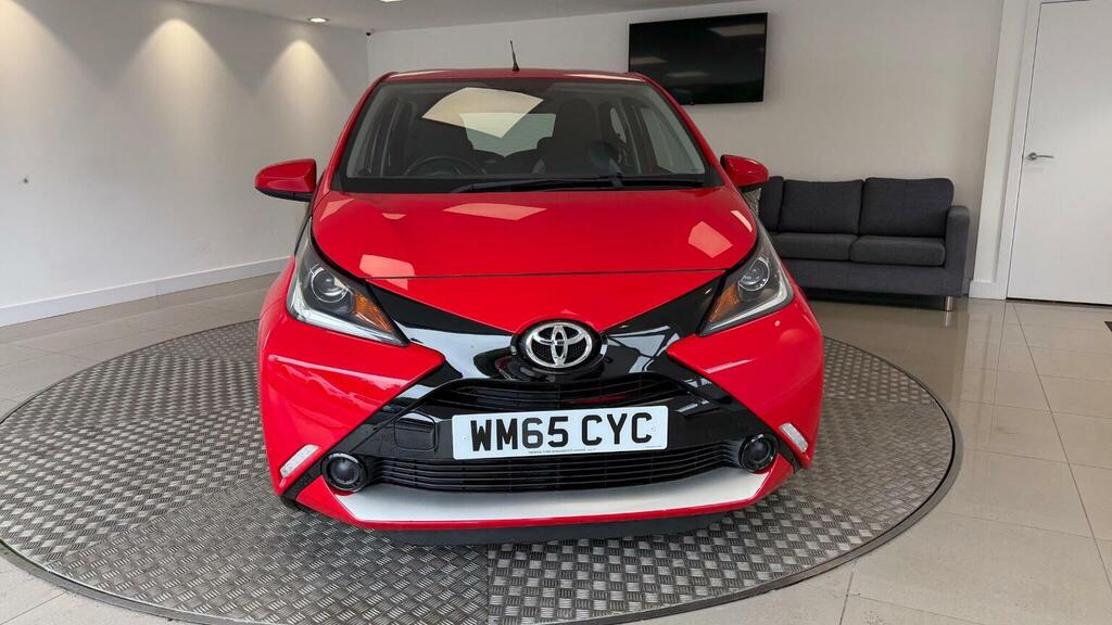 Toyota Aygo 1.0 Vvt-i X-play Euro 5 Euro 5 Red #5
