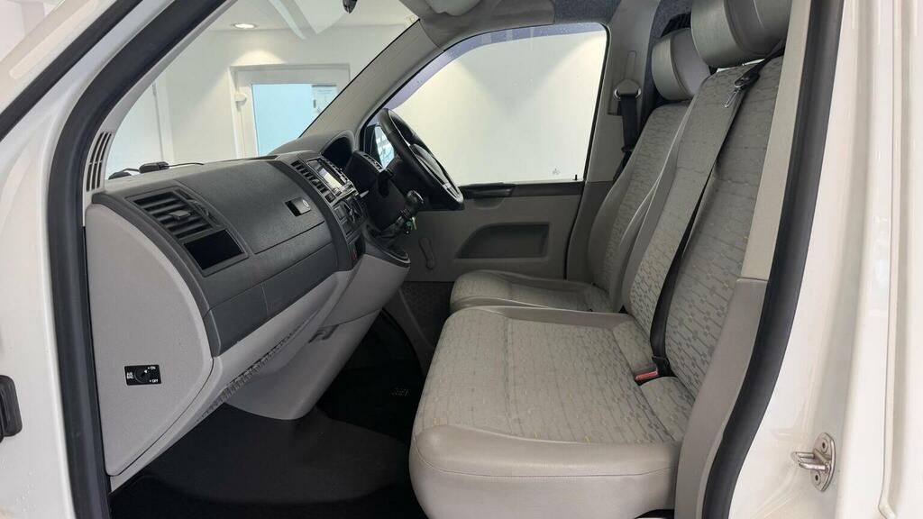Volkswagen Transporter  Green #102