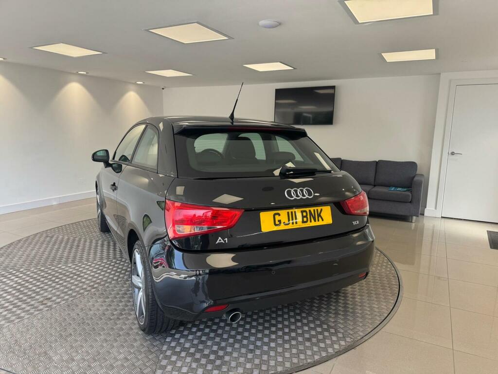 Audi A1 1.6 Tdi Sport Euro 5 Ss Black #4