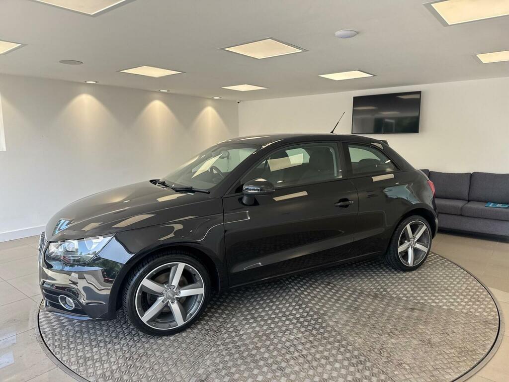 Audi A1 1.6 Tdi Sport Euro 5 Ss Black