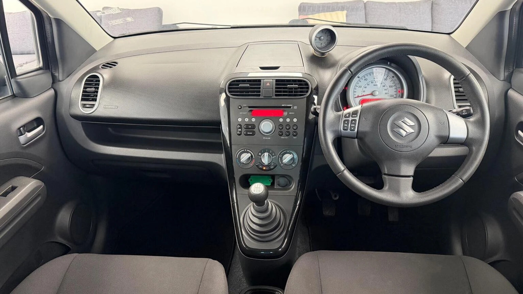 Suzuki Splash Mpv 1.0 12V Sz2 Euro 5 201212 White #34