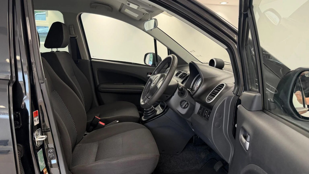 Suzuki Splash Mpv 1.0 12V Sz2 Euro 5 201212 White #37