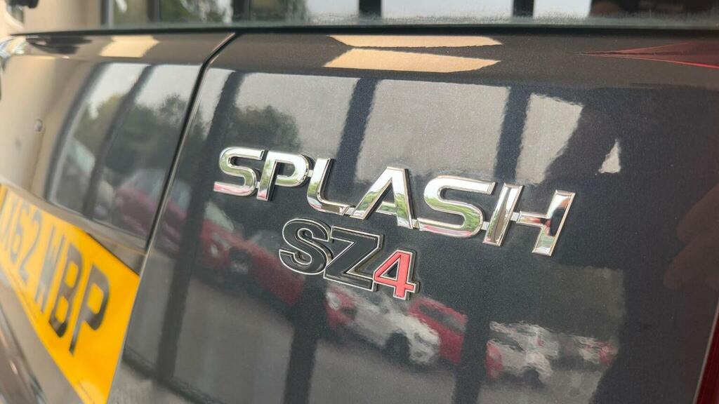Suzuki Splash Mpv 1.0 12V Sz2 Euro 5 201212 White #105