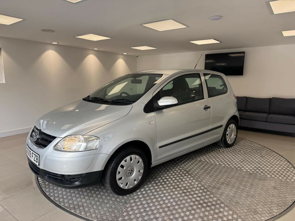 Volkswagen Fox 1.2L Urban 6V 54 Bhp Silver #47