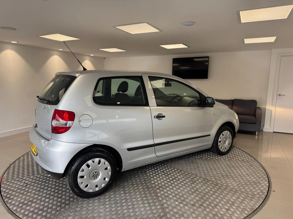 Volkswagen Fox 1.2L Urban 6V 54 Bhp Silver #25