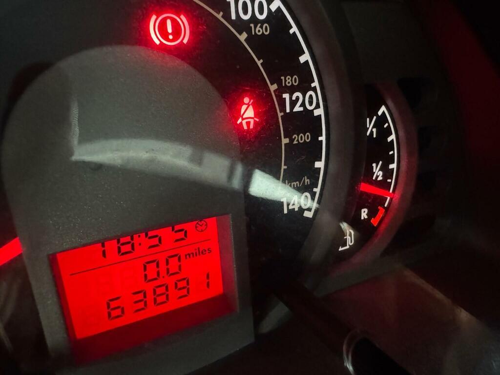 Volkswagen Fox 1.2L Urban 6V 54 Bhp Silver #70