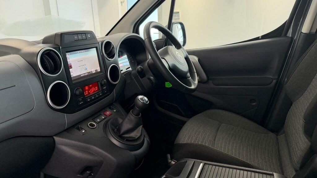 Citroen Berlingo Berlingo L1 White #36