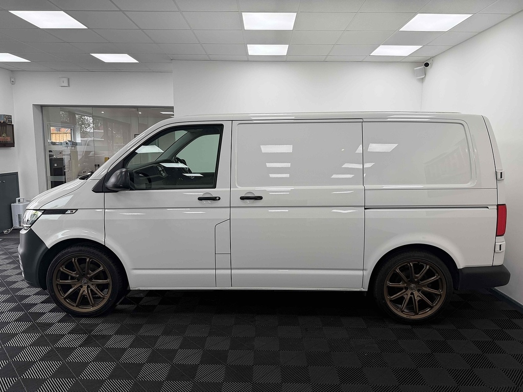 Volkswagen Transporter Tdi T28 Startline GD22KCK White #4