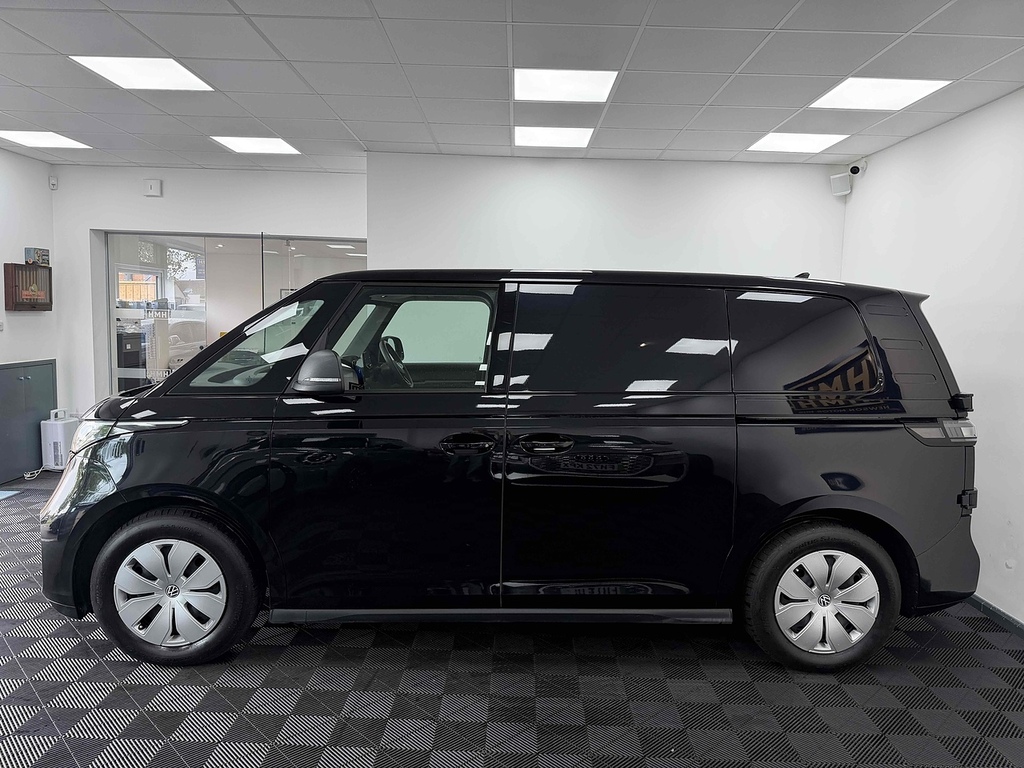 Volkswagen ID.Buzz Pro Commerce KT73DAU Black #4