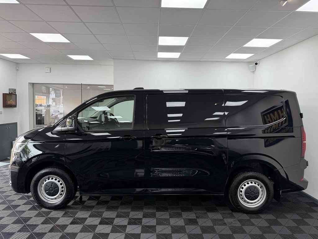 Volkswagen E-Transporter T32 Commerce Plus Black #4