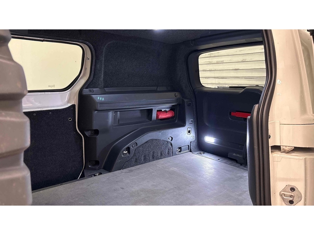 Volkswagen ID.Buzz 150Kw Style Pro 77Kwh Orange #7