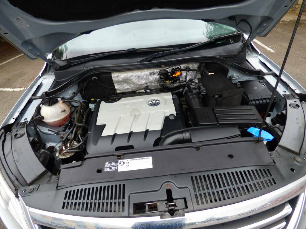 Volkswagen Tiguan  Grey #40