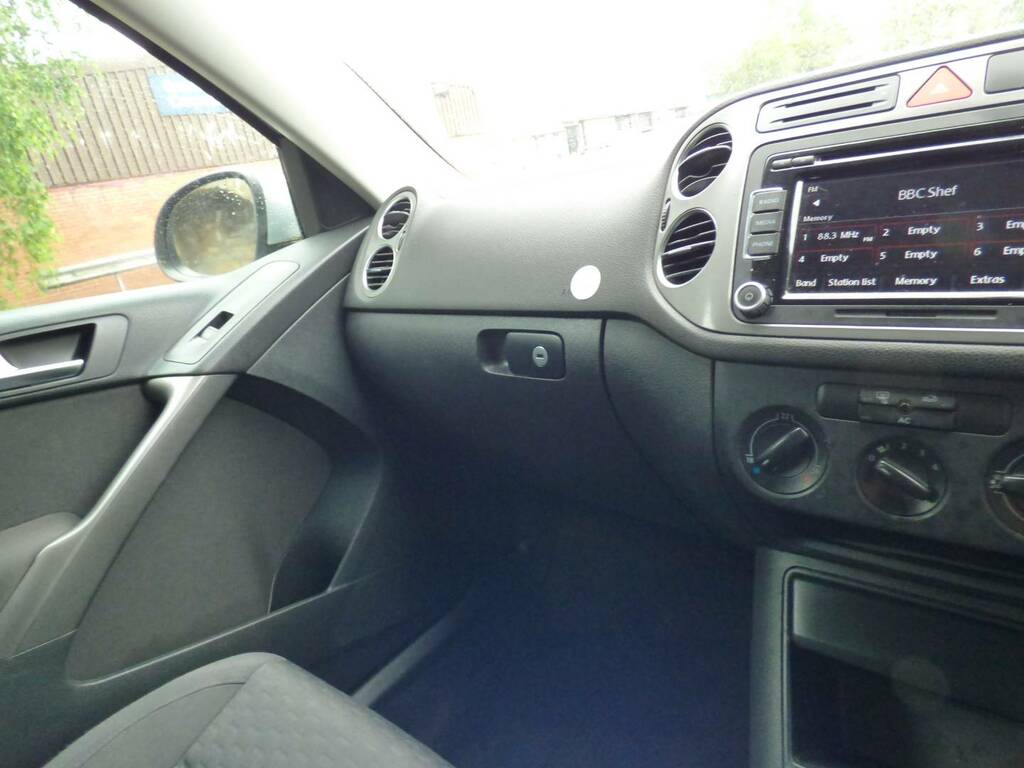 Volkswagen Tiguan  Grey #17