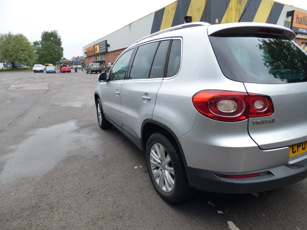 Volkswagen Tiguan  Grey #10