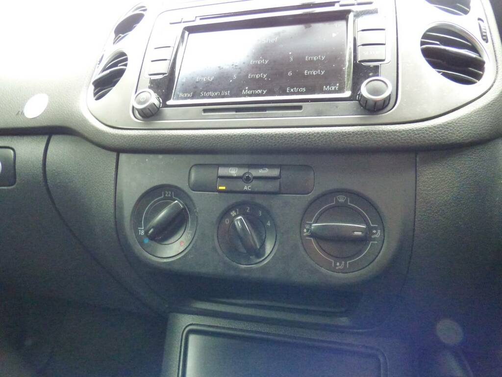 Volkswagen Tiguan  Grey #18