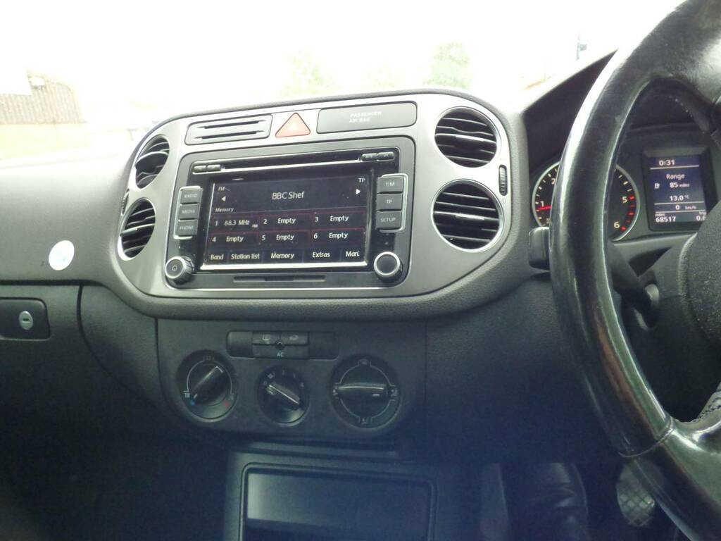 Volkswagen Tiguan  Grey #14