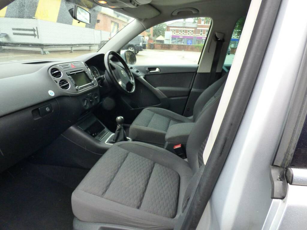Volkswagen Tiguan  Grey #23