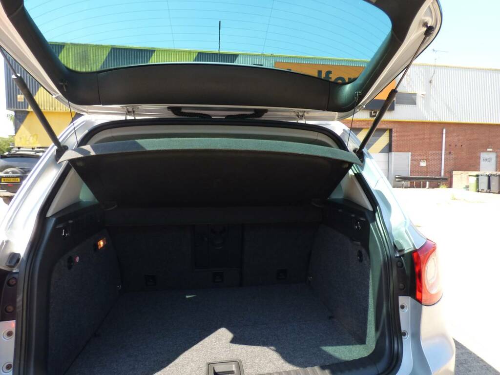Volkswagen Tiguan  Grey #37