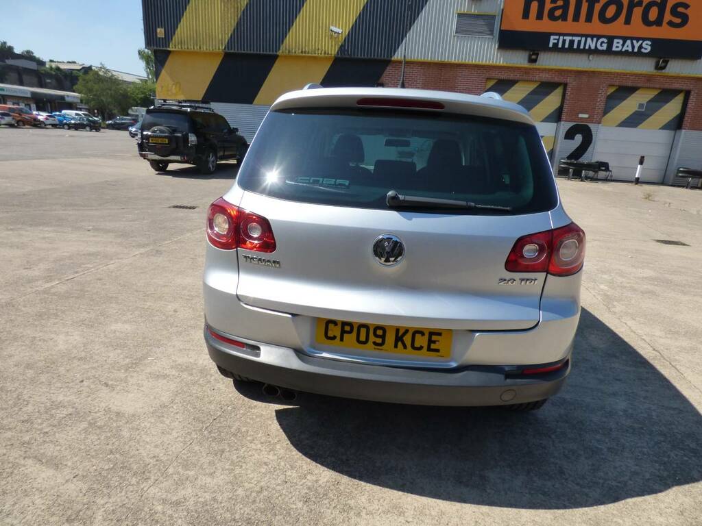 Volkswagen Tiguan  Grey #15