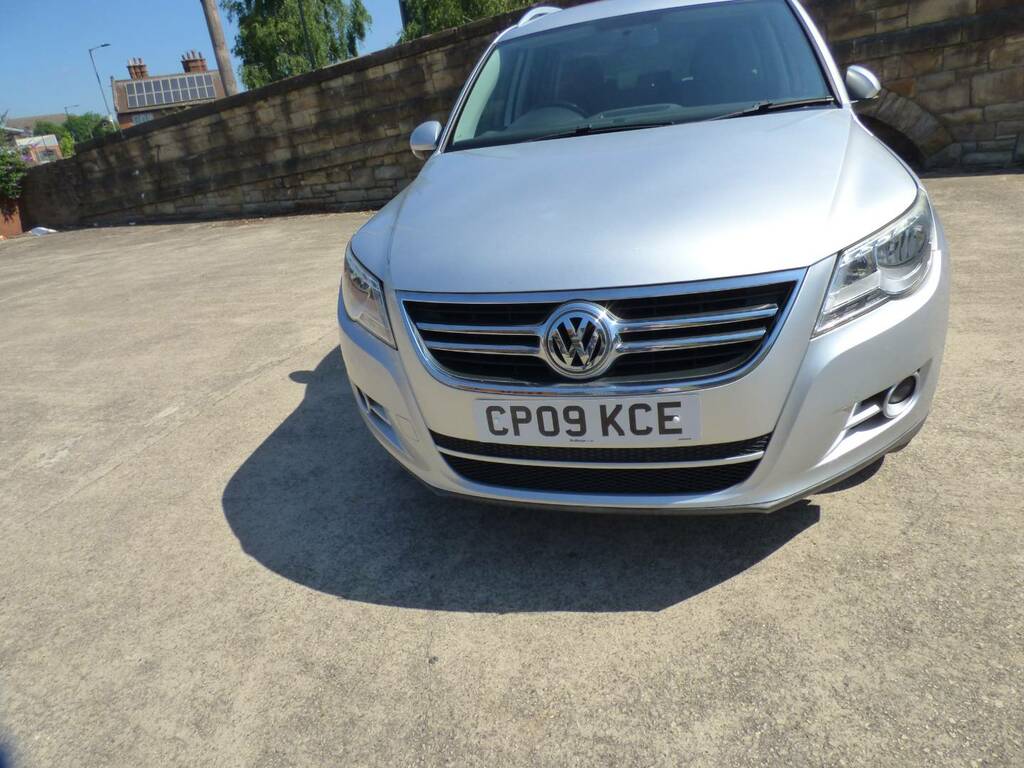 Volkswagen Tiguan  Grey #5