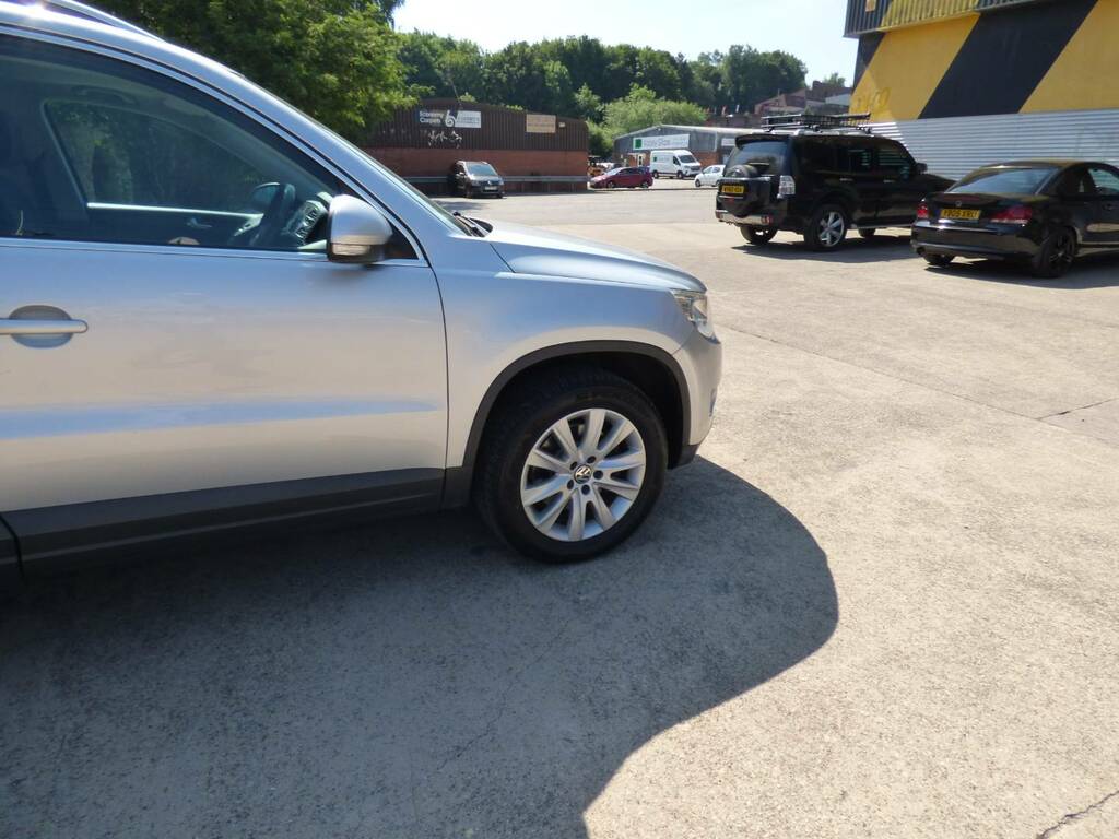 Volkswagen Tiguan  Grey #3