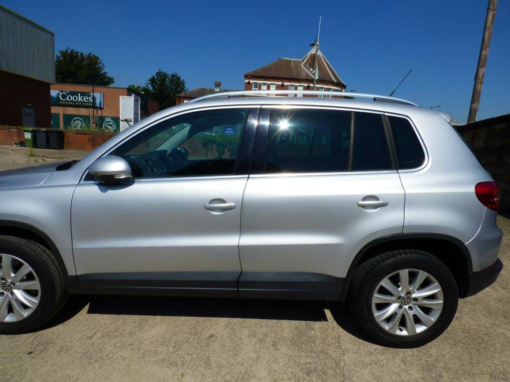 Volkswagen Tiguan  Grey #9