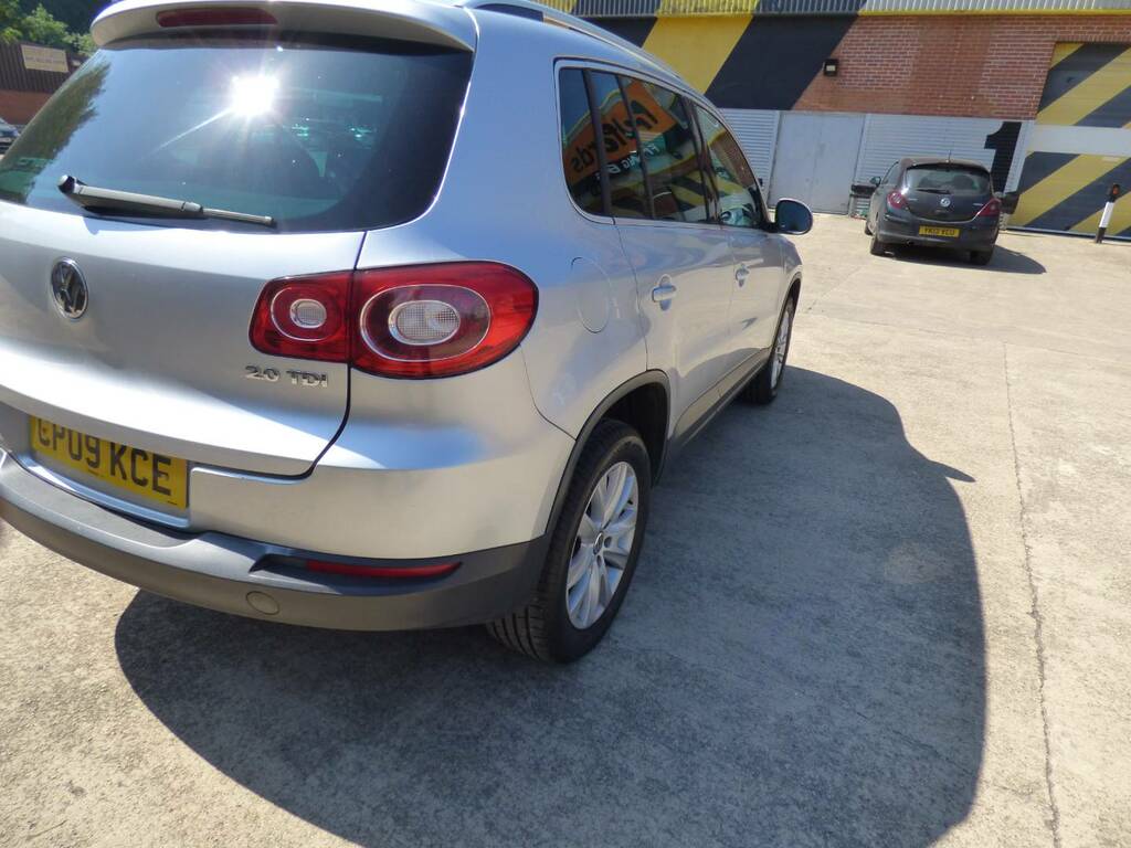 Volkswagen Tiguan  Grey #14
