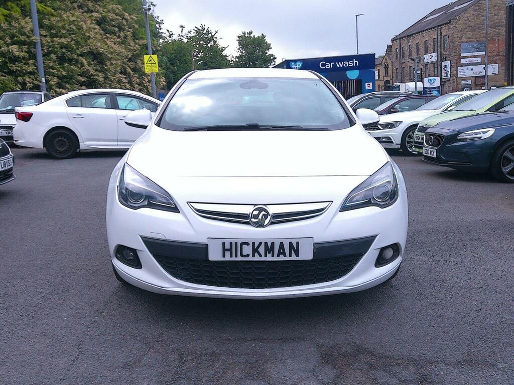 Vauxhall Astra GTC Coupe 1.4I Turbo Sri Euro 6 Ss 201515 DY15NVL White #2