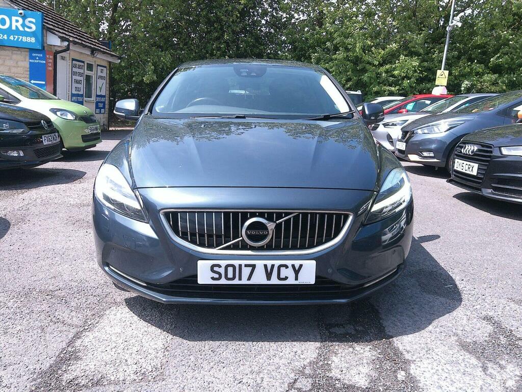 Volvo V40 Hatchback 2.0 D4 Inscription Euro 6 Ss 201 SO17VCY Blue #2