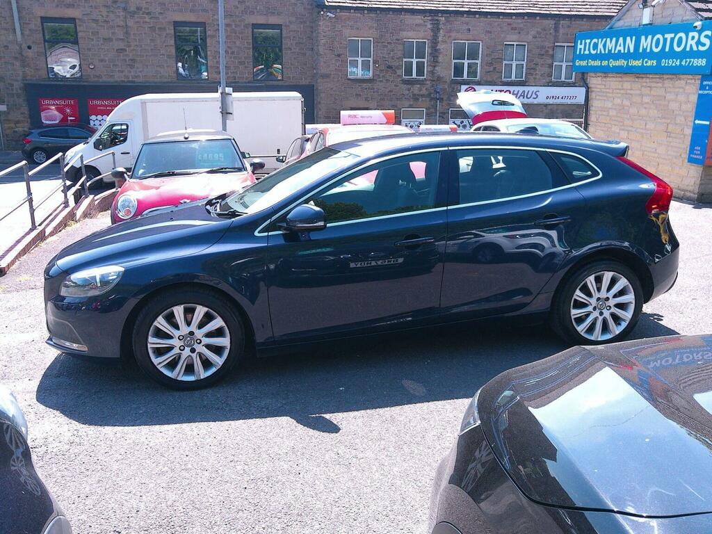 Volvo V40 Hatchback 2.0 D3 Se Euro 5 Ss 201414 Blue #5