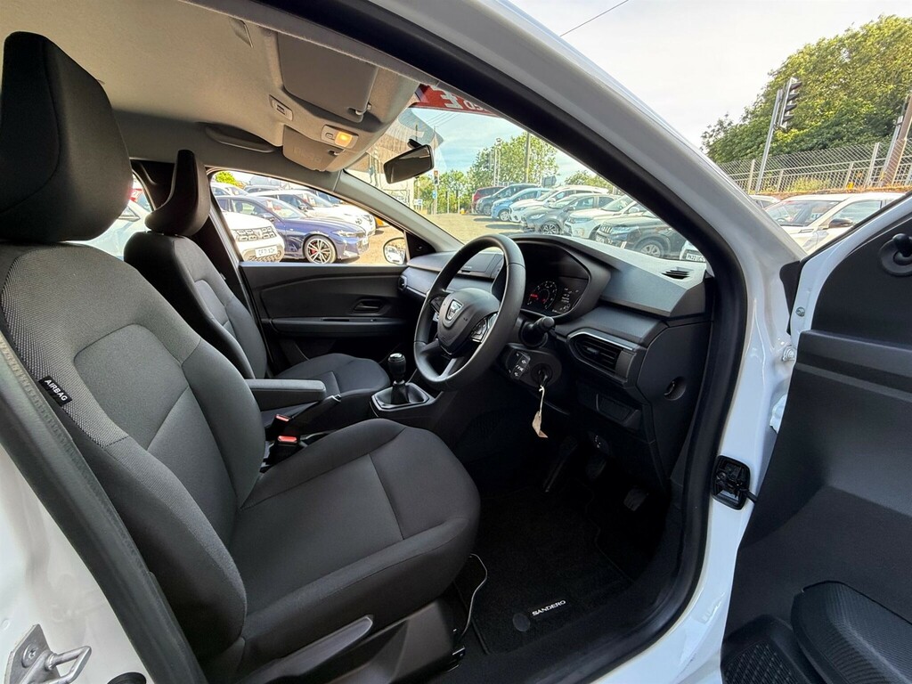 Dacia Sandero 1.0 Sce Essential White #7
