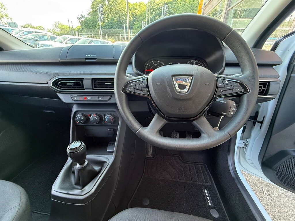 Dacia Sandero 1.0 Sce Essential White #19