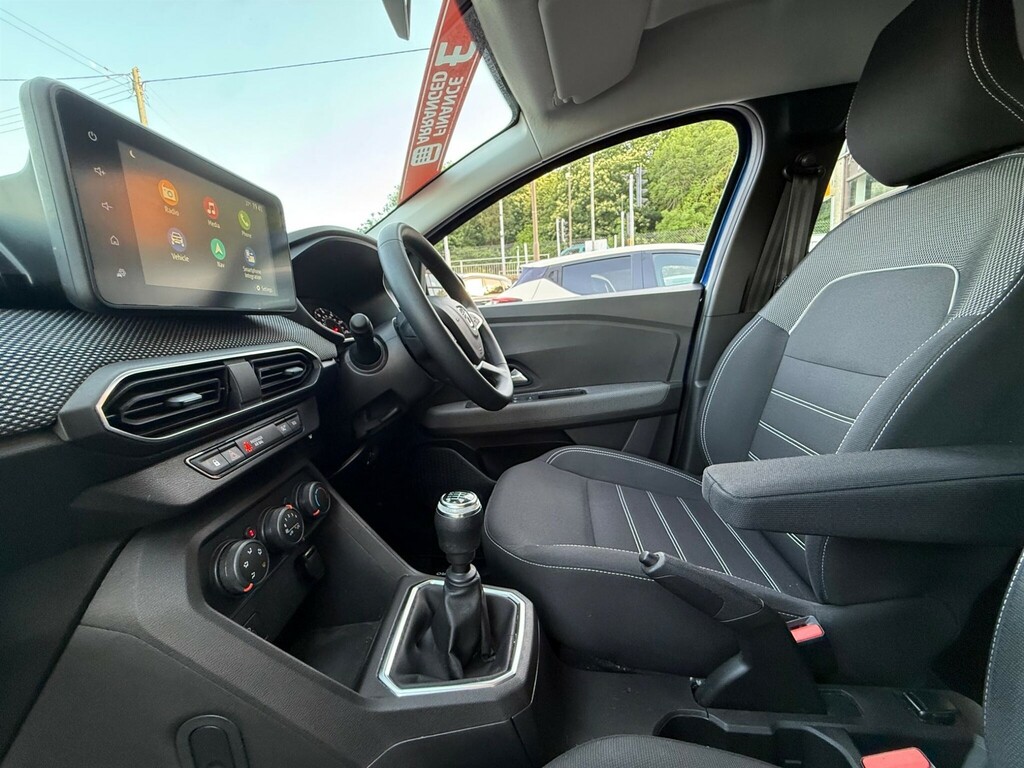 Dacia Sandero Hatchback White #17