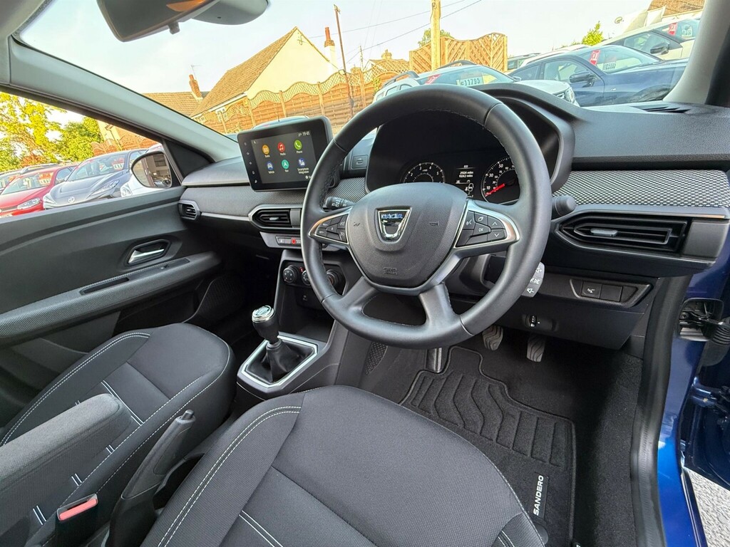 Dacia Sandero Hatchback White #10
