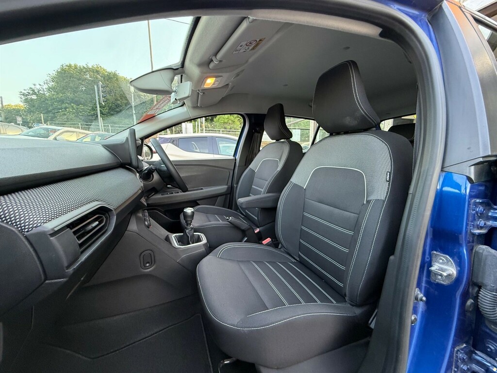 Dacia Sandero Hatchback White #15