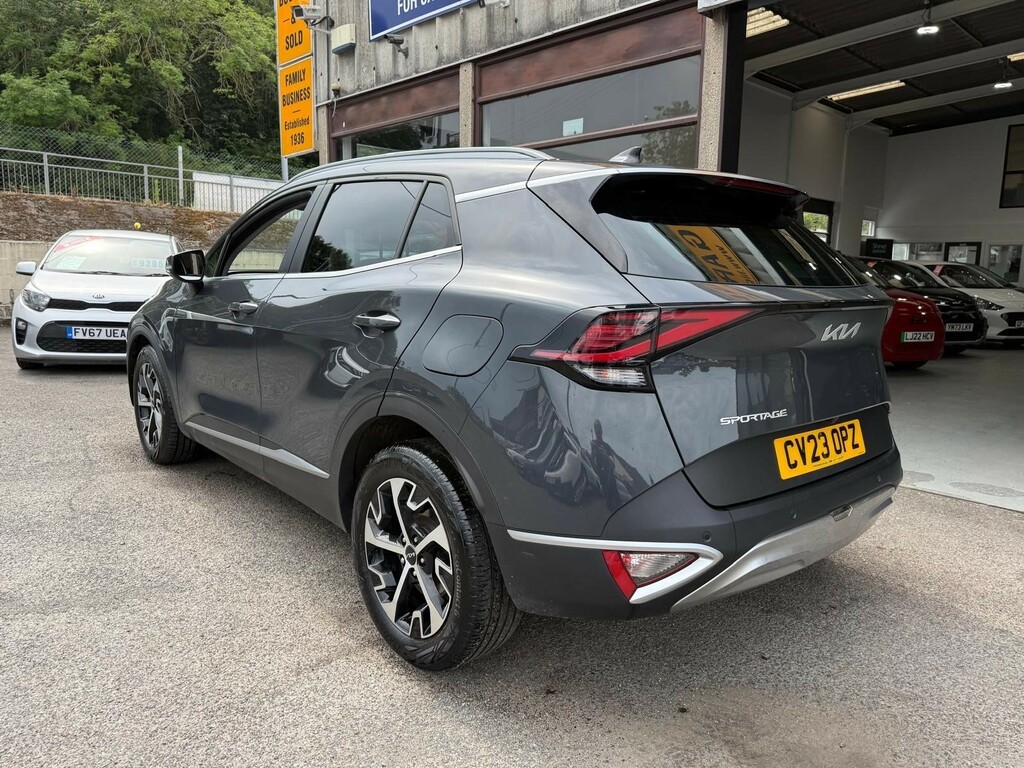 Kia Sportage 1.6 T-gdi 3 Euro 6 Ss Grey #4