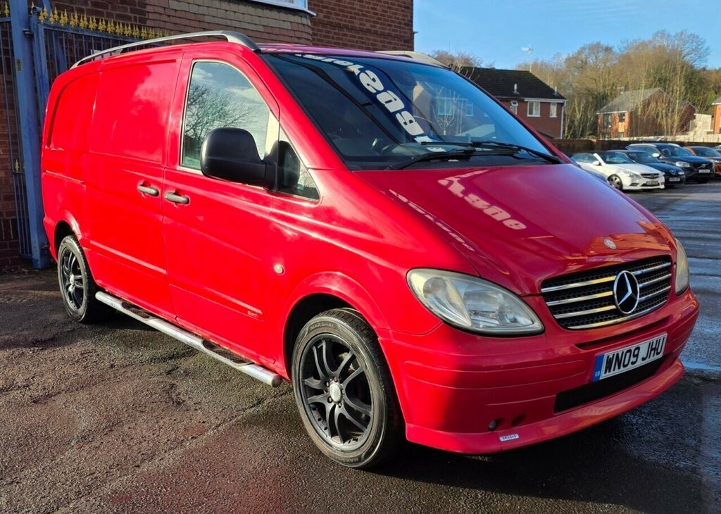 Mercedes-Benz Vito 3.0 120Cdi Red