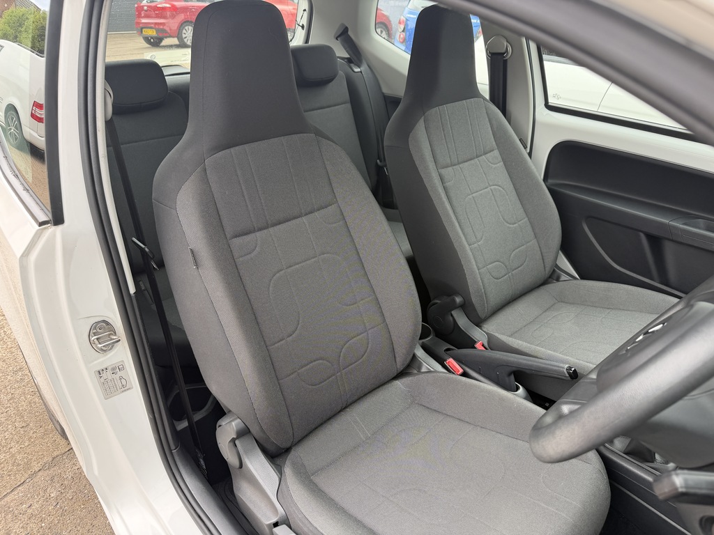 Volkswagen Up Petrol White #4