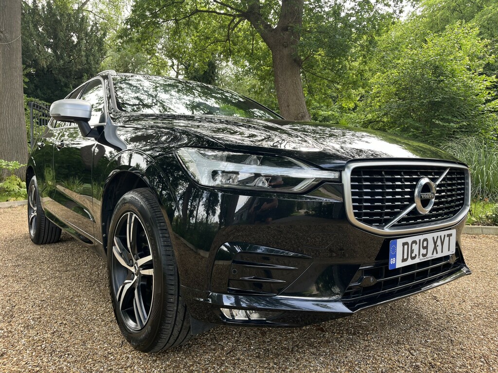 Volvo XC60 2.0 R-design D4 Awd Black #3
