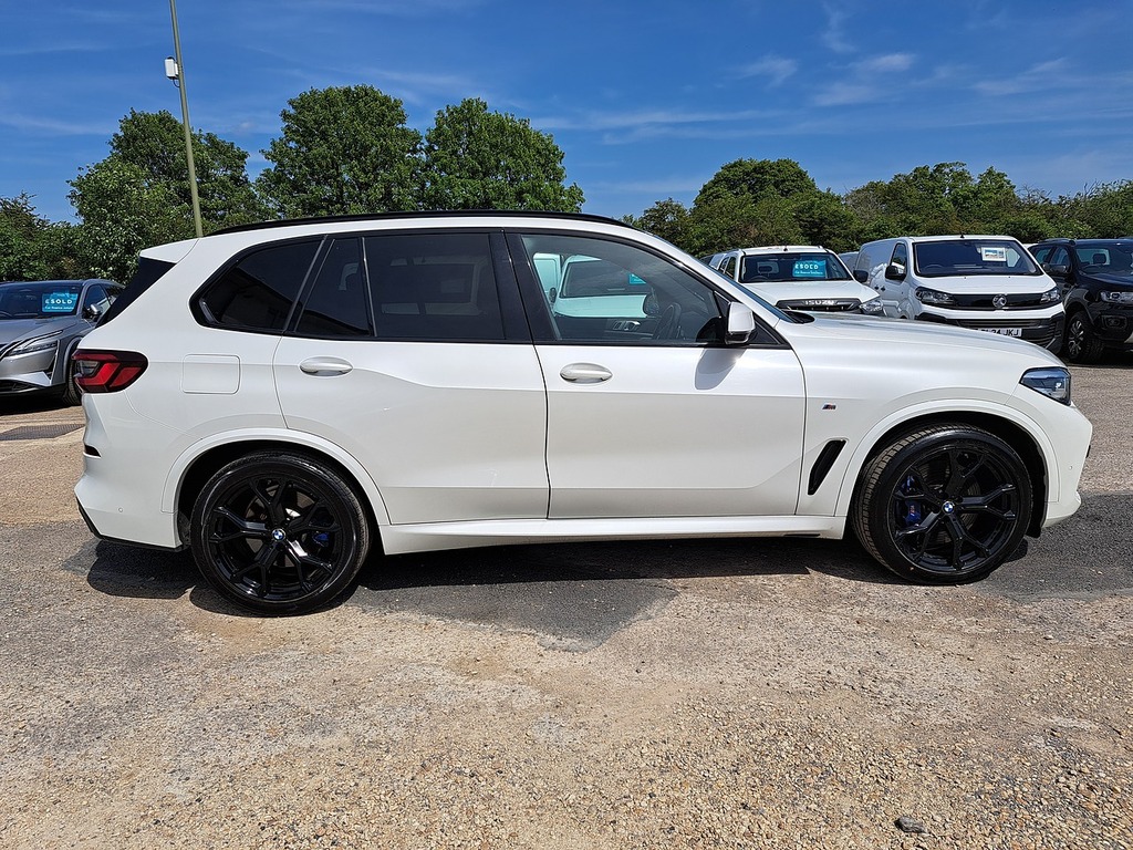 BMW X5 45E M Sport KT70JMX White #3