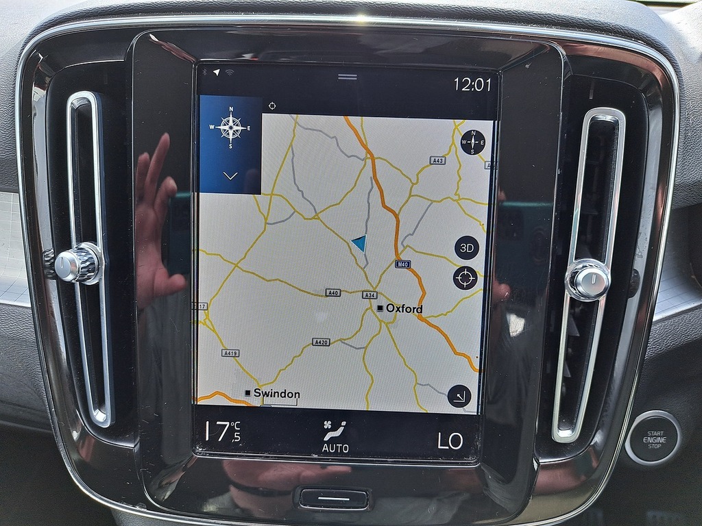 Volvo XC40 T3 Momentum SN22MYJ Silver #4