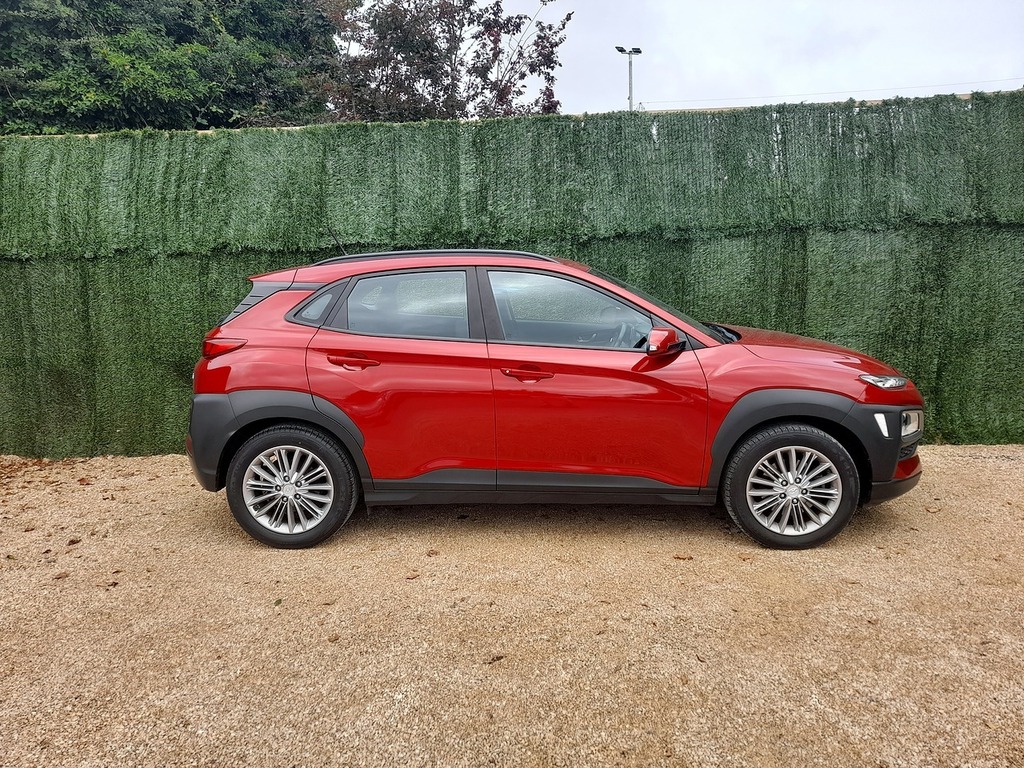 Hyundai Kona T-gdi Se Red #2