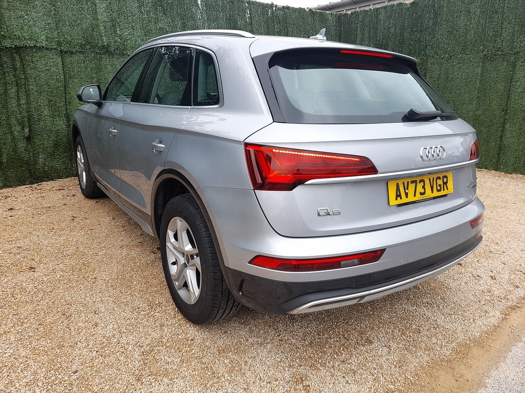 Audi Q5 Tfsi Sport AV73VGR Silver #4