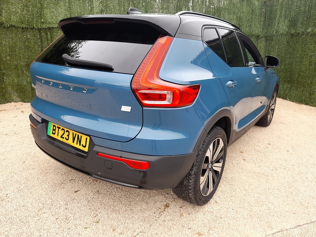 Volvo XC40 Plus BT23VNJ Blue #3