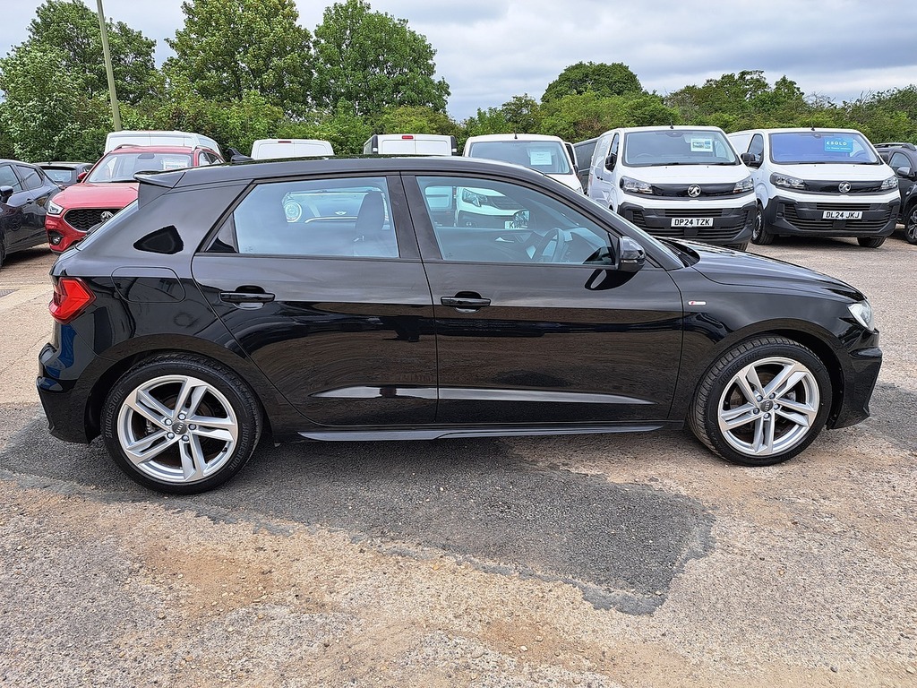 Audi A1 Tfsi S Line OV69NZG Black #3